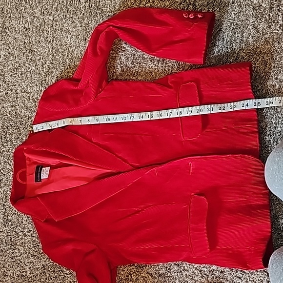 STUNNING VINTAGE COLLECTIONS MISSY RED CORDUROY BLAZER - Picture 5 of 12